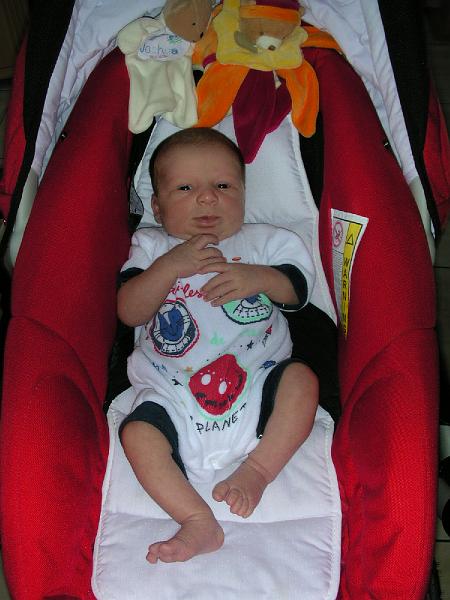 DSCN2351.JPG - Moi avec ma super tenue de Chantal...