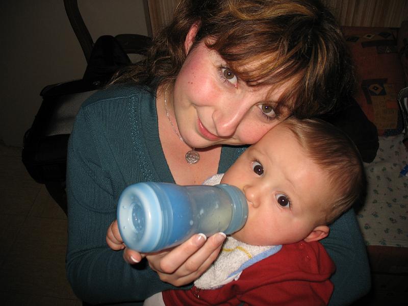 IMG_2637.JPG - Le bib du 4h avec maman...